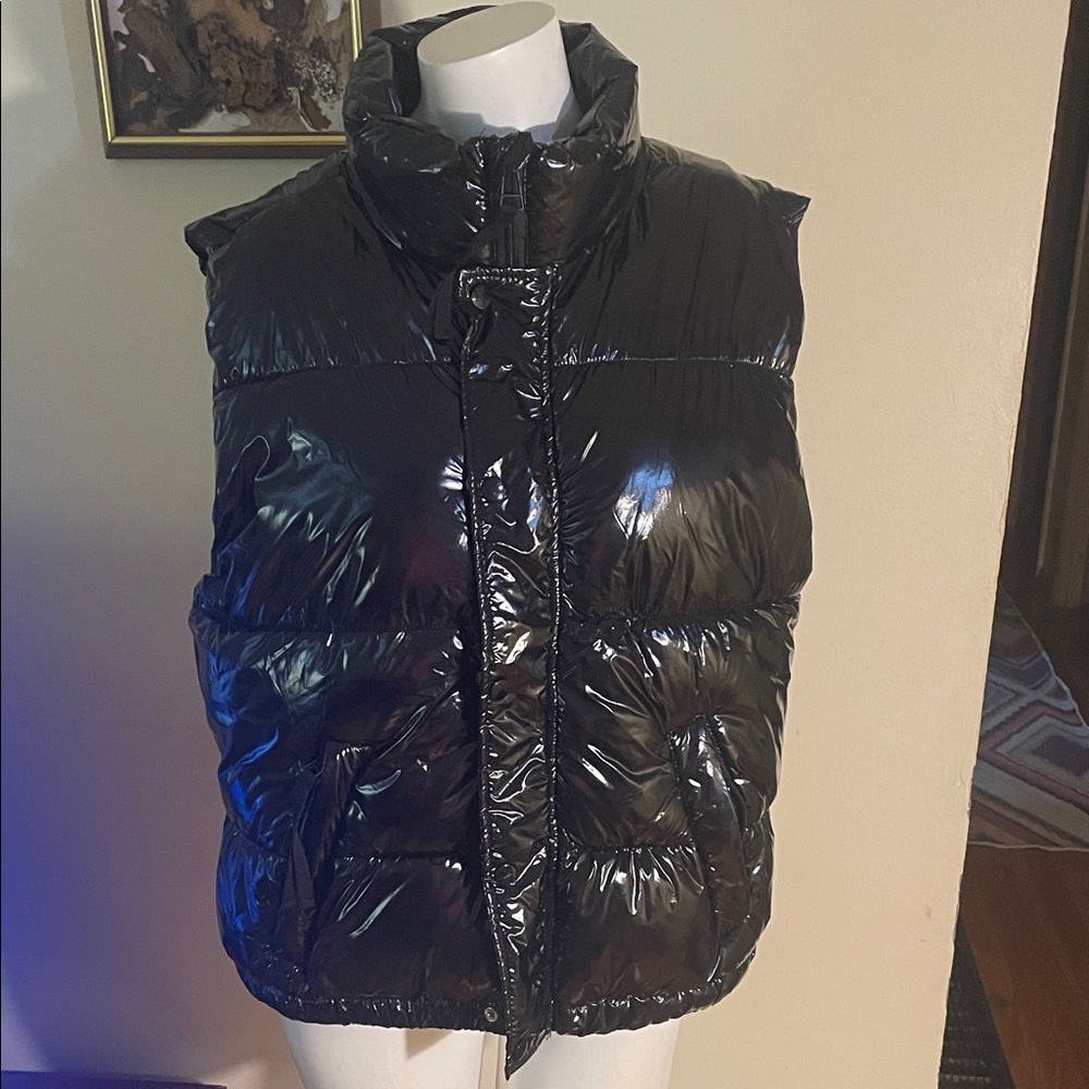 NY&Company Shiny Black Puffer Vest